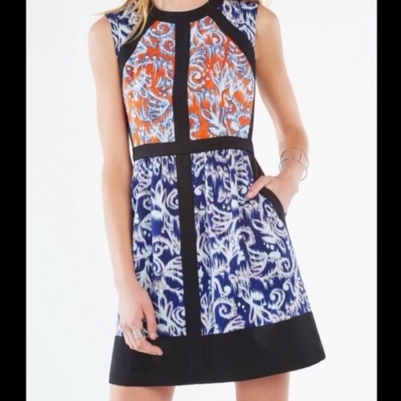 BCBGMaxAzria Dresses & Skirts - BCBGMAXAZRIA Block Dress